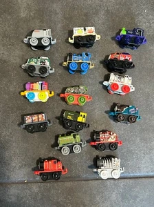 Thomas the Train mini train collection, 16 total pieces, varied collection - Picture 1 of 2