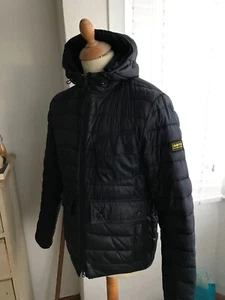 BARBOUR INTERNATIONAL OUSTON HOODED QUILT MANS JACKET,FIBREDOWN,MEDIUM,NAVY BLUE - Picture 1 of 18