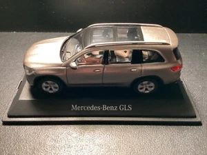 Mercedes Benz GLS-class X167 2020 Dealer Edition in scale 1/43 - Picture 1 of 6