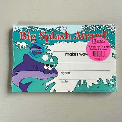 De Colección Tendencia Scratch 'n Sniff Award Certificados Big Splash Shark Pegatinas 1991 Nuevo de Lote Antiguo Foto 1 de 4