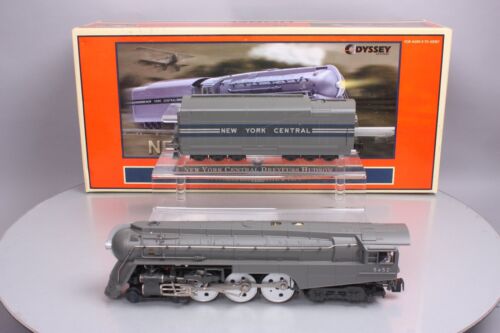Lionel 6-28084 O NYC Dreyfus Hudson Steam Locomotive & Tender #5452 w/ TMCC LN