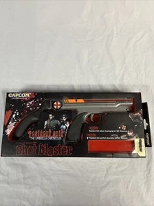 Vtg NINTENDO WII Resident Evil The UMBRELLA Chronicles Gun Controller Accessory - Picture 1 of 16