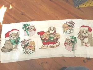 Wamsutta Hallmark Vintage Christmas Applique Cotton Fabric Panel Holiday Xmas - Picture 1 of 4