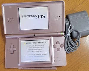 Rose Pink Nintendo Ds Lite Charger and Stylus included REGION FREE 95