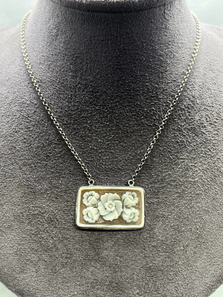 Collana in Argento 925 con Cammeo Sardonico Floreale Rettangolare 18x35mm - Immagine 1 di 4
