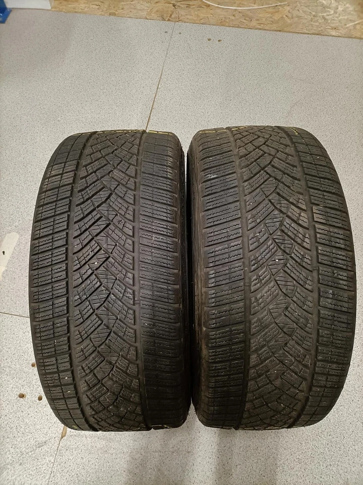 2x Goodyear Ultra Grip Performance 245/35 R20 95 V NA0 Winterreifen 0120 Pr 6 mm - Bild 1 von 1