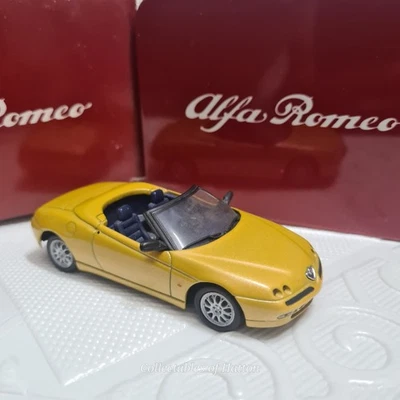 Solido  1:43 Alfa Romeo 1995 Spider Spyder exclusive tin issue high detail - Image 1 of 4