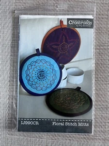 Crossroads Designs "Floral Stitch Mitts" Potholdes Sewing Pattern Amy Barickman - Picture 1 of 2