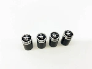 Black Carbon Fiber Tire Valve Caps- Mustang - Foto 1 di 3