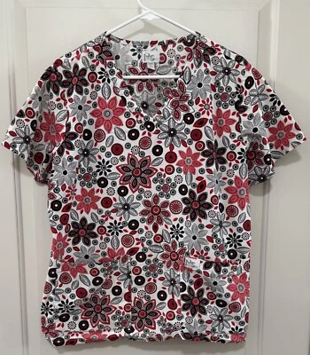 Peaches Sport Scrub Top Multi-Color V-Neck Retro Geo-Design Pattern 2 Pockets XL - Image 1 of 4