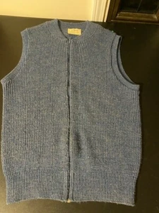 L.L. Bean High Trek Yarn SZ LARGE USA Made Wool Blend Sweater Vest VTG MAINE 90s - Picture 1 of 6