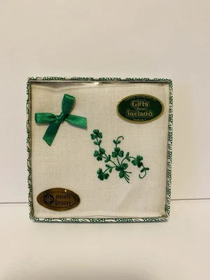 Handkerchief Irish linen 100% White Lace Green Bow Ireland In Box - Image 1 of 2