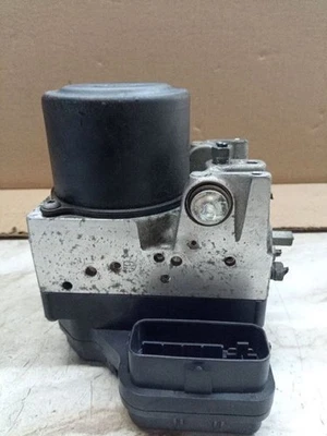 Anti-Lock Brake Part Actuator And Pump Assembly Fits 04-06 LEXUS RX330 167802 - Image 1 of 4