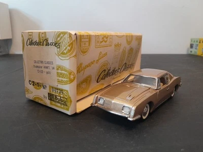 Buby Collector’s Classics escala 1/43 1964 Studebaker Avanti modelo dorado  - Imagen 1 de 4