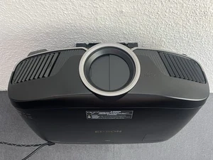 Epson EH-TW9400 4K Beamer 41h Laufzeit HDR 3D Heimkino PRO-UHD mit 2x 3D Brillen - Bild 1 von 10