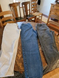 One Pair of Riders by Lee Women's Classic-Fit Straight-Leg Jean, 16 Long - Picture 1 of 17