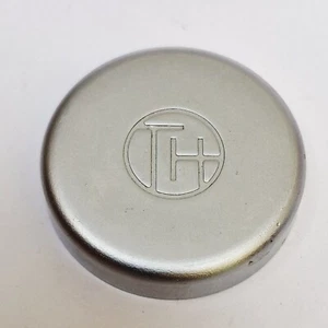 Tapa de lente frontal Taylor Hobson TH 30 mm, push-on, metal claro, muy buen estado - Imagen 1 de 4