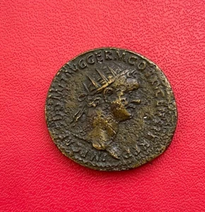 Belle monnaie Romaine, Domitien, As, Virtus "VIRTVTI AVGVSTI". Etat TB - Imagen 1 de 2