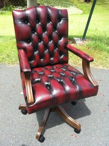 Australian Gainsborough Swivel Chesterfield Leather Reproduction Swivel Chair - Picture 1 of 13