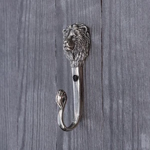 Rustic Wolf Hook – Handmade German Silver Hanger – Ideal Gift for Animal Lovers - Picture 1 of 20