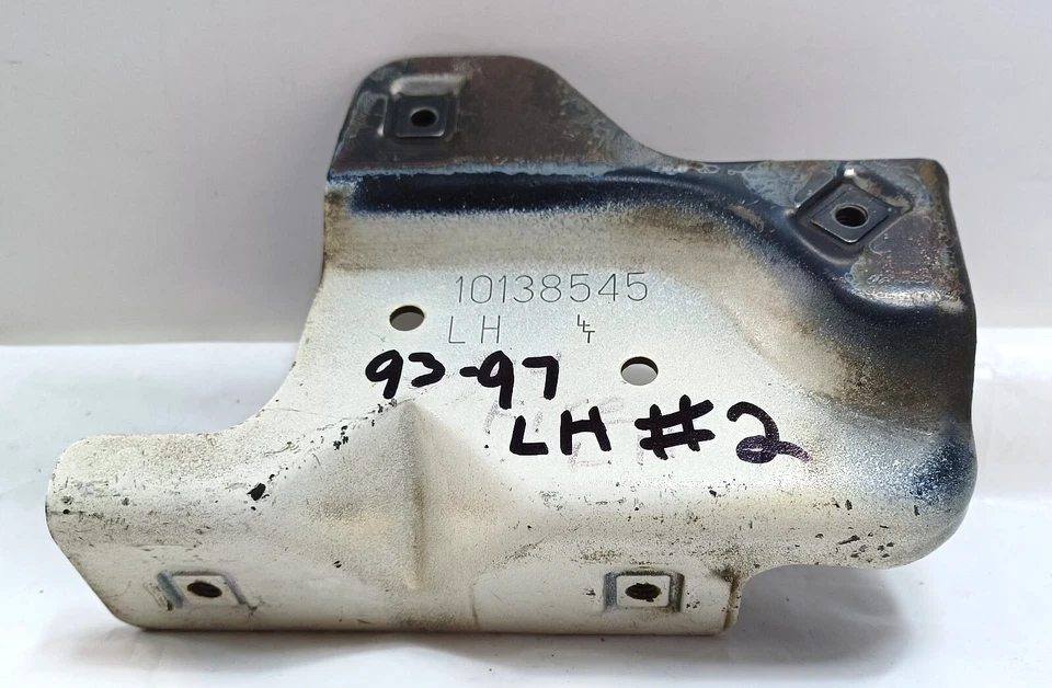 93-97 Camaro Z28 SS Firebird TA LH Header Panel Center Support Bracket 10138545 - Image 1 of 4