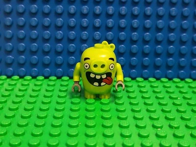 Lego Piggy 1 Minifigure Angry Birds Movie 75821 ang002 CMF HTF Lot Rare Retired  - Image 1 of 4