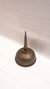 DDR METALL FEINMECHANIK ÖLKANNE ÖLKÄNNCHEN RAR OSTALGIE WERKZEUG KANNE ANTIK - Bild 1 von 5