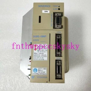 1 STCK. Yaskawa Servotreiber SGDE-08AP gebraucht - Bild 1 von 3