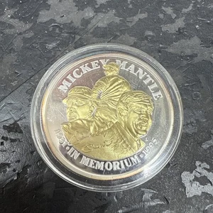 mickey mantle 1 Oz Silver Over Gold Coin Mint Proof - Picture 1 of 4