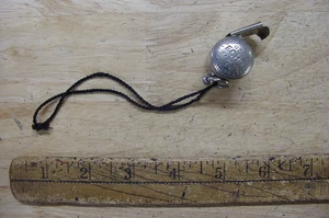 Vintage Union Hardware Echo 620 Police Whistle,Torrington Conn Collectible,XLINT - Picture 1 of 5