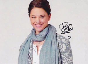 Belinda Stewart-Wilson - Popular British Actress Signed Photo - Picture 1 of 2