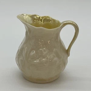 Belleek Lotus Creamer Tercera Marca Negra Brillo Interior De Colección - Imagen 1 de 7
