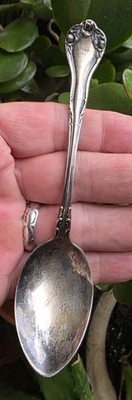 ~ANTIGO~"LUNT"~STERLING~PRATA~ARTE~NOUVEAU~ORNATO~"TUDOR"~(ROSA)~PADRÃO~COLHER~ - Imagem 1 de 4