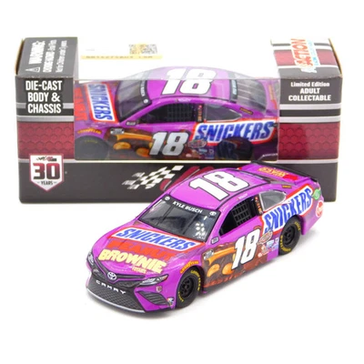 Kyle Busch 2021 Snickers Peanut Brownie Diecast Chasis 1:64 Nascar Diecast Foto 1 de 4
