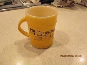 Tazza da caffè pubblicitaria Fire-King gialla rigata - Foto 1 di 6
