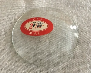 Vintage MJL Mantel Regal Uhr Ersatzglas konvex gewölbtes Glas 2-1/2" NOS - Bild 1 von 3