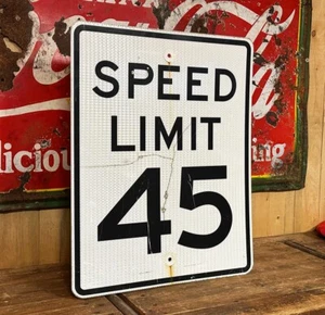 SEÑAL DE TRÁFICO ORIGINAL USA SPEED LIMIT 45 76x61 US DINER MAN CAVE DECORACIÓN Spee - Imagen 1 de 2