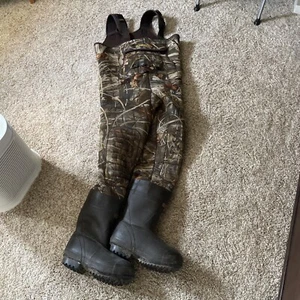 Cabela's SuperMag Camo Neoprene Chest Waders Hunting Waterfowl Fishing Size 8R - Picture 1 of 10
