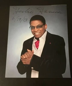 Fotografía firmada por Herbie Hancock autografiada fechada Jazz Grammy 8x10 *con prueba* - Imagen 1 de 5
