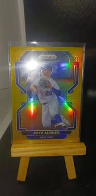 PETE ALONSO NEW YORK METS 2022 Panini Prizm Tier II  #184 Gold Prizm #'D 09/10 - Image 1 of 2
