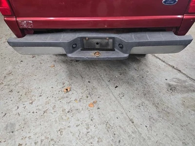 Used Rear Bumper Assembly Rear fits: 2003 Ford Ranger exc. Splash step bumper ch Foto 1 de 4