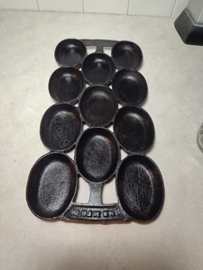 R & E Mfg Co ? Cast Iron No 8 Gem Muffin Pan Pat 1859 11 Slot Not Seasoned - Picture 1 of 8