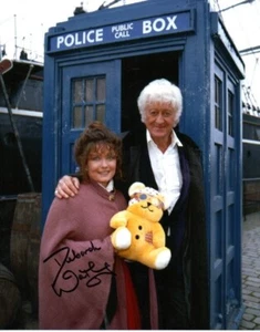 Doctor Who Autograph: DEBORAH WATLING (Dimensions in Time) Signed Photo - Picture 1 of 1