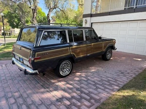 1988 Jeep Wagoneer - Picture 1 of 21