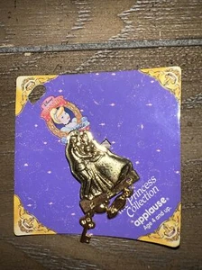 DISNEY APPLAUSE PRINCESS COLLECTION CINDERELLA PIN LAPEL PIN Brand New Vintage - Picture 1 of 4