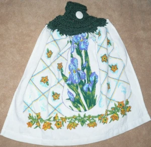 1 Crochet Top Hanging Kitchen Towel Flowers Iris, Single dark sage yarn - Picture 1 of 1