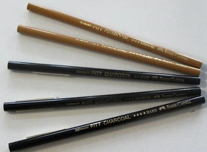 Lápiz de carbón Pitt carbón Faber Castell 3 diferentes endurecimientos - Imagen 1 de 11