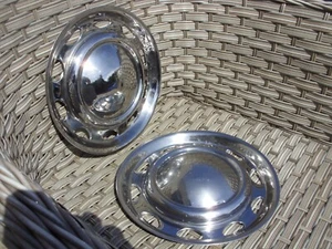 Classic Mini Cooper Mk 1 Wheel Hub Caps X 2 - Picture 1 of 7
