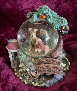 DISNEY LADY AND THE TRAMP SNOW GLOBE LIGHTS & MUSIC BELLA NOTTE USED PLEASE READ - Picture 1 of 7