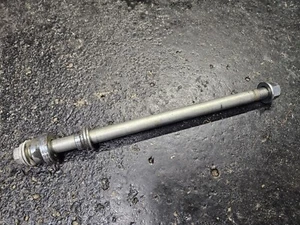 2018 Yamaha YZF-R3A YZF R3A R3 YZF-R3 original COMPLETE REAR AXLE BOLT spacers - Picture 1 of 12